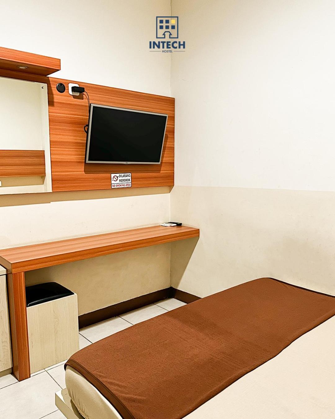 Intech Hostel Бандунг Екстер'єр фото